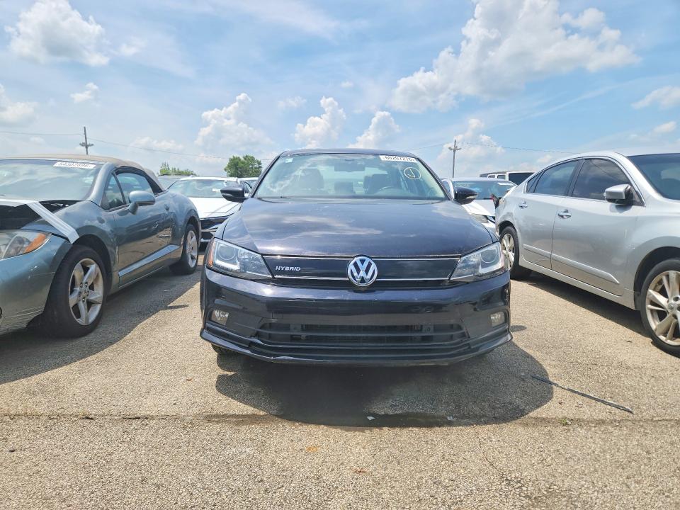 60207276 :رقم المزاد ، 3VW637AJ0GM380415 vin ، 2016 Volkswagen Jetta مزاد بيع