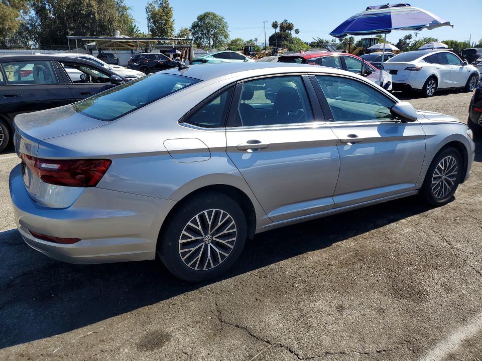 60415926 :رقم المزاد ، 3VWC57BU7MM080890 vin ، 2021 Volkswagen Jetta مزاد بيع