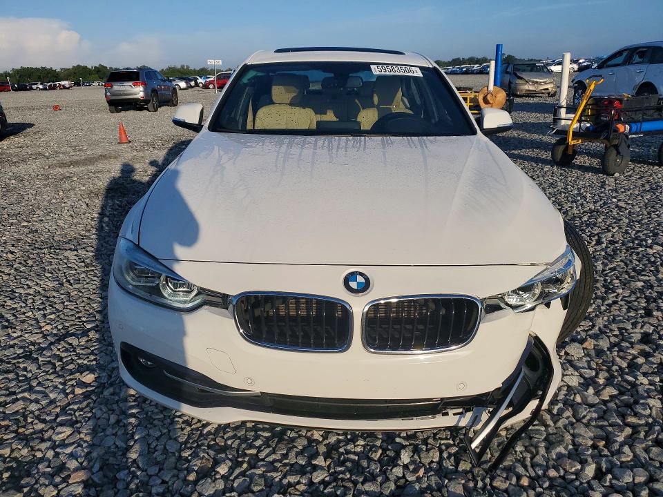 2018 Bmw 330 მანქანა იყიდება აუქციონზე, vin: WBA8B9G51JNU98262, აუქციონის ნომერი: 61331336