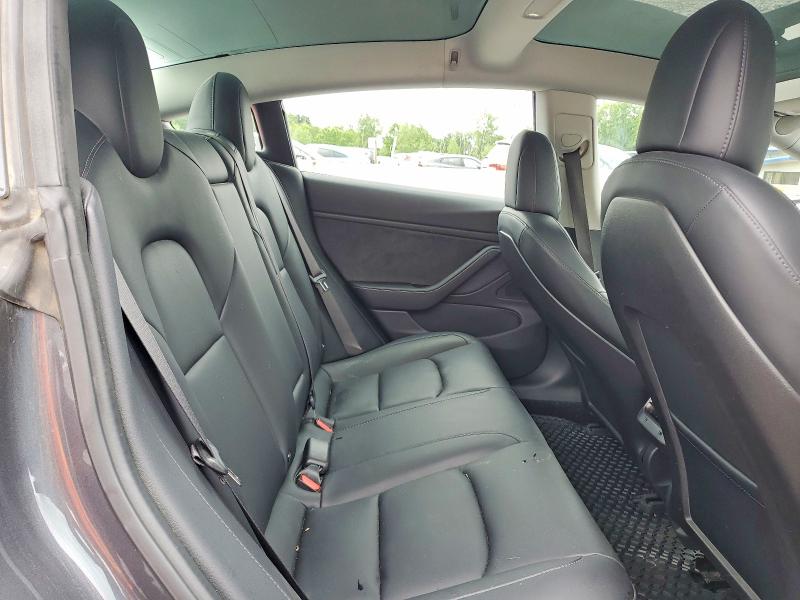 Продажа на аукционе авто 2018 Tesla Model 3, vin: 5YJ3E1EA5JF101995, номер лота: 79135435
