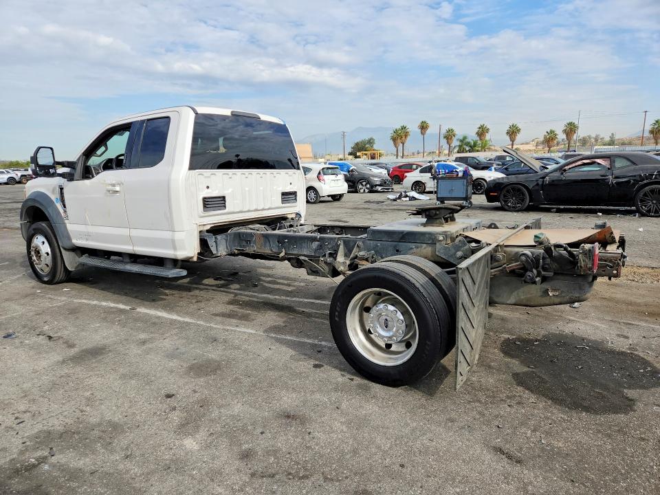 61532876 :رقم المزاد ، 1FD0X5GT3HEC97901 vin ، 2017 Ford F550 مزاد بيع