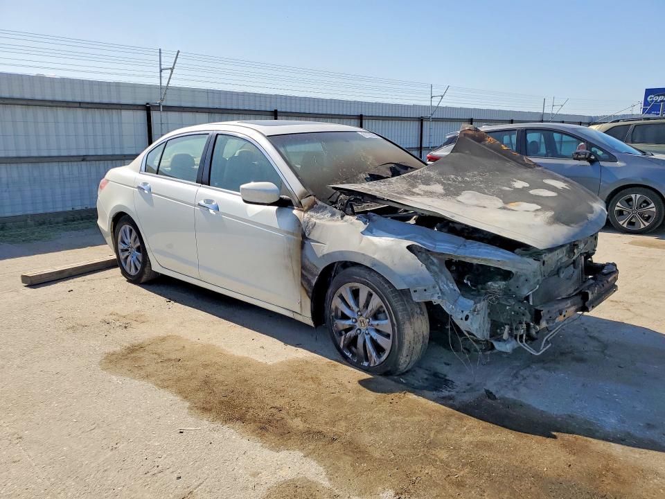 Продажа на аукционе авто 2011 Honda Accord, vin: 1HGCP3F8XBA001100, номер лота: 61170386