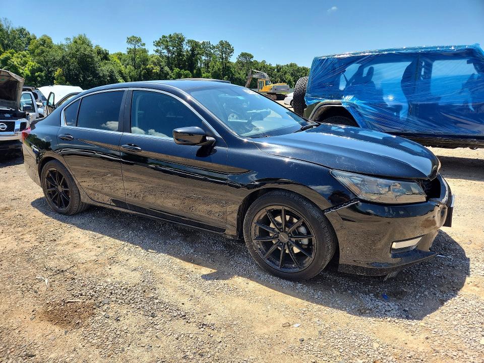61161456 :رقم المزاد ، 1HGCR2F54DA073665 vin ، 2013 Honda Accord مزاد بيع