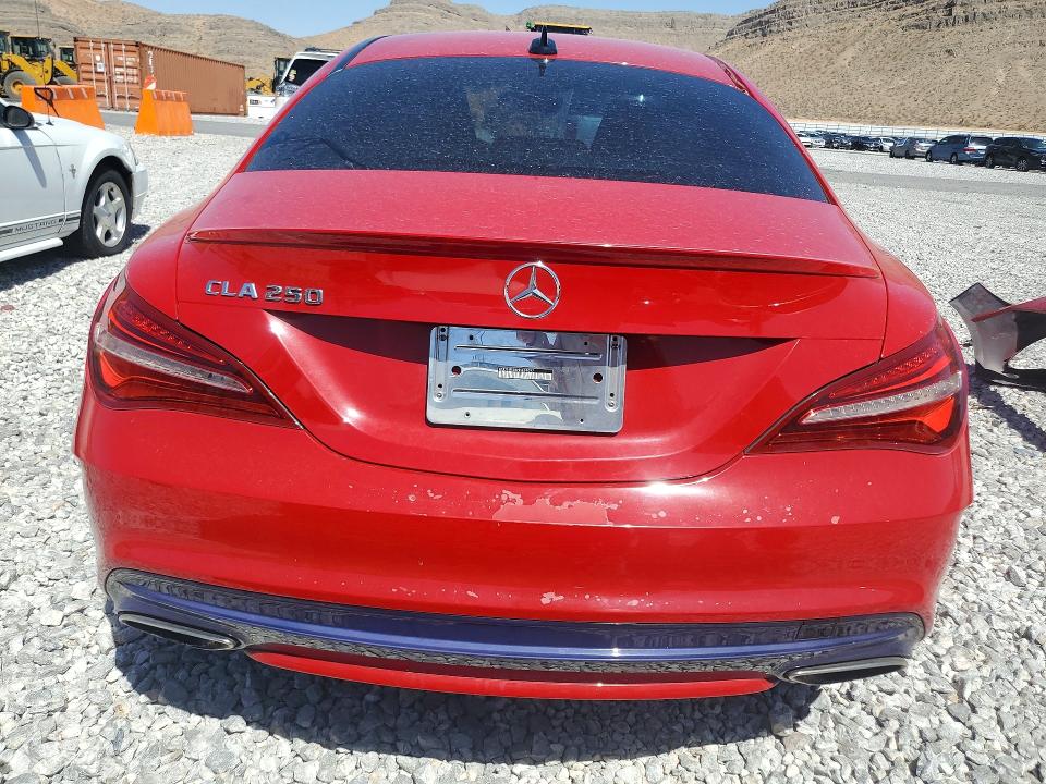 60824976 :رقم المزاد ، WDDSJ4EB6HN424097 vin ، 2017 Mercedes-benz Cla مزاد بيع
