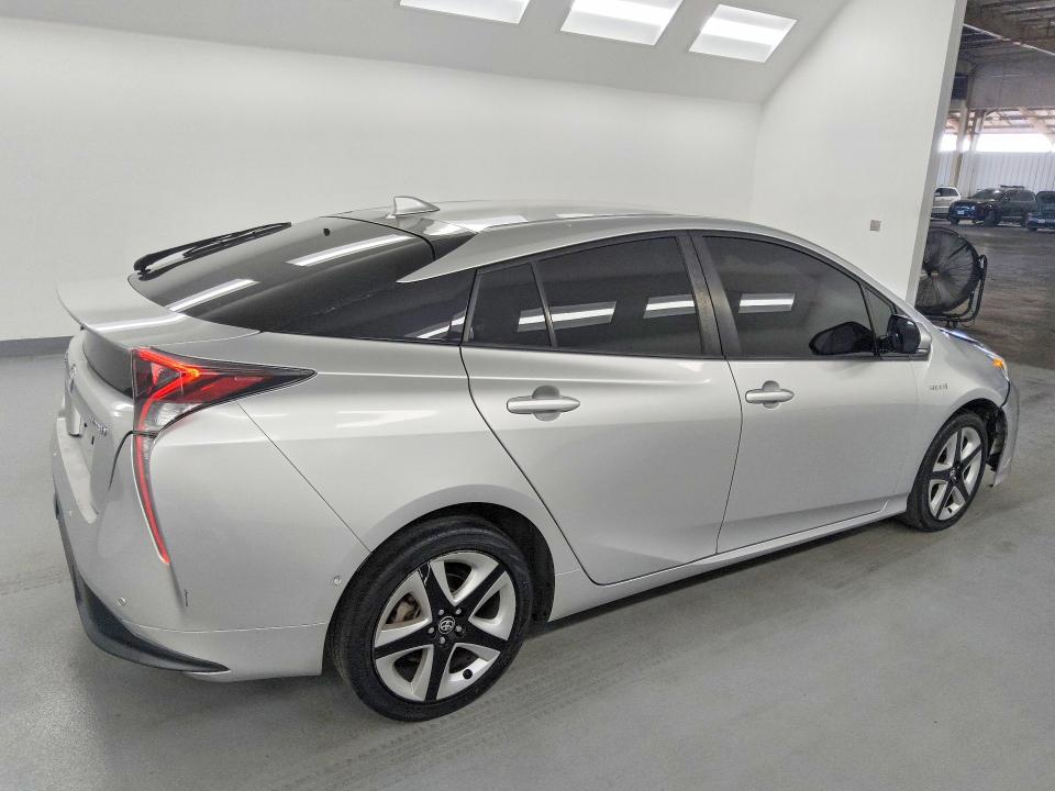 Продаж на аукціоні авто 2018 Toyota Prius, vin: JTDKARFU6J3064385, номер лоту: 59139576
