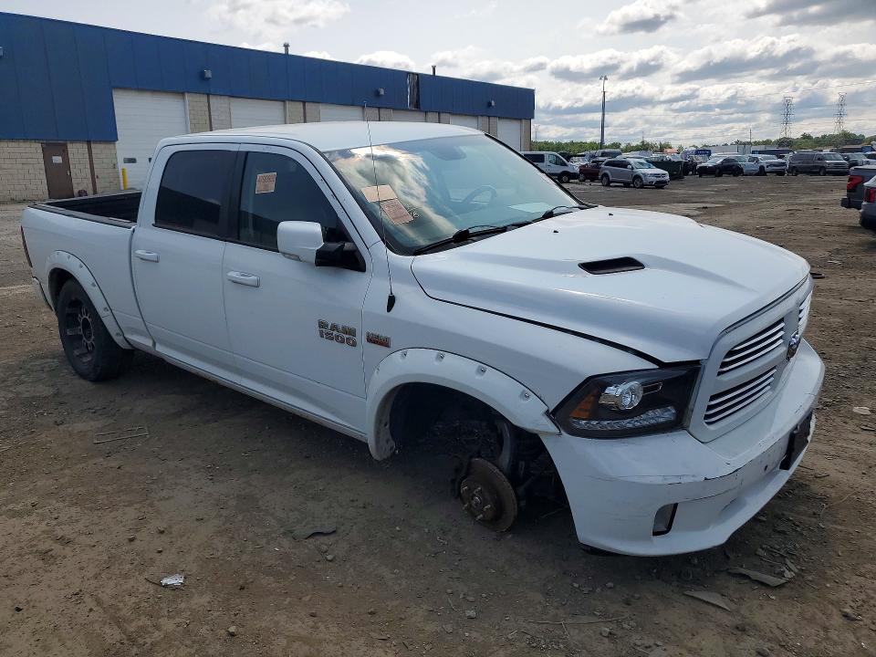 61767716 :رقم المزاد ، 1C6RR7UT5FS552303 vin ، 2015 Ram 1500 مزاد بيع