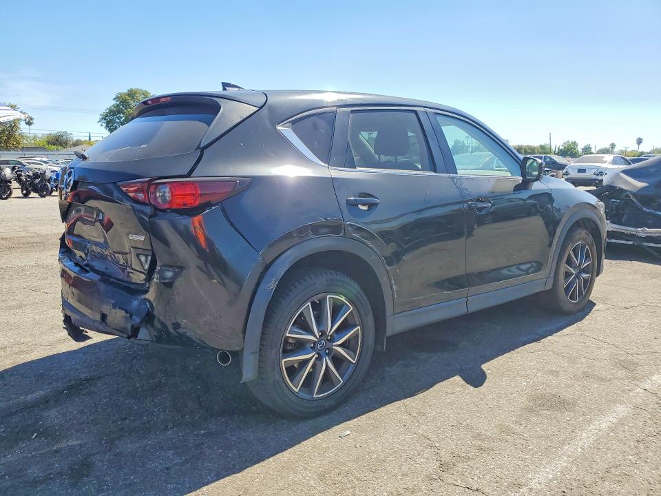 2018 Mazda Cx-5 მანქანა იყიდება აუქციონზე, vin: JM3KFACM9J1456965, აუქციონის ნომერი: 62785656