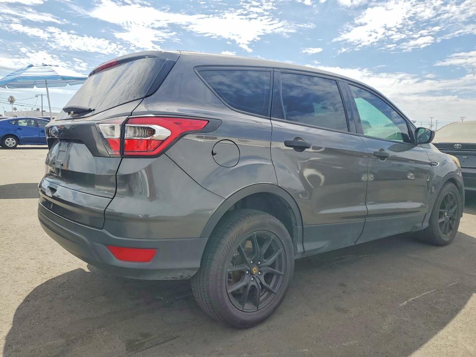 Auction sale of the 2017 Ford Escape, vin: 1FMCU0F72HUA94680, lot number: 60800416