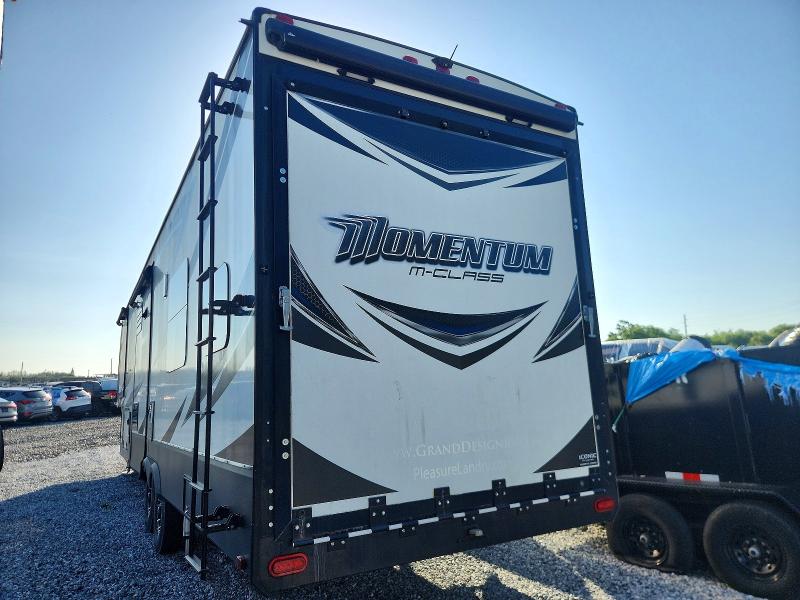 77909655 :رقم المزاد ، 573FM402XH1204603 vin ، 2017 Grand Desi Momentum مزاد بيع