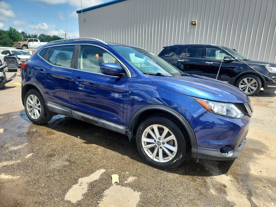 59819486 :رقم المزاد ، JN1BJ1CR1KW321702 vin ، 2019 Nissan Rogue Sport مزاد بيع