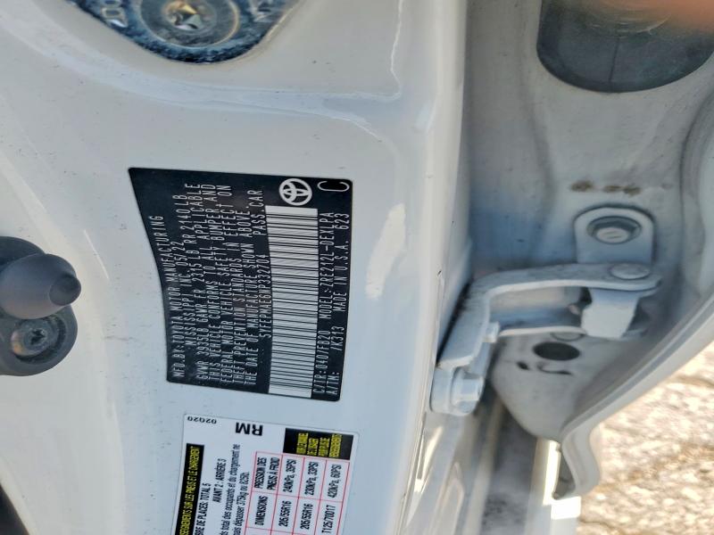 61769746 :رقم المزاد ، 5YFEPMAE6NP332704 vin ، 2022 Toyota Corolla مزاد بيع