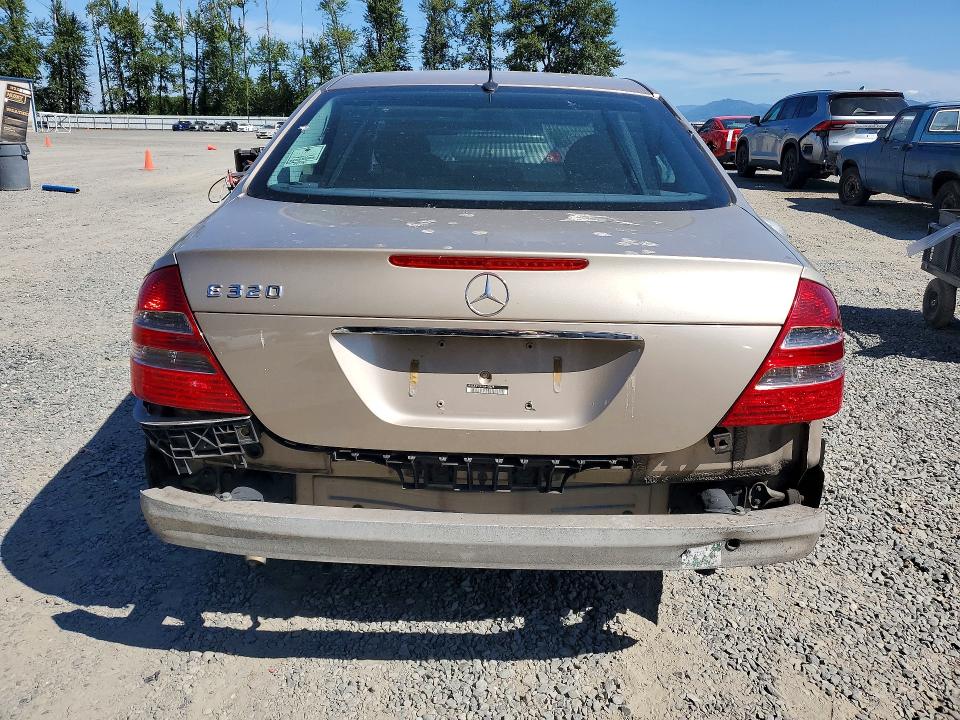 Продаж на аукціоні авто 2004 Mercedes-benz E, vin: WDBUF65JX4A440228, номер лоту: 63233496