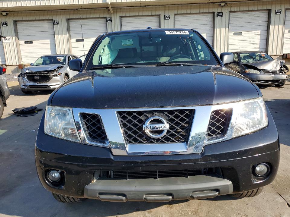 59576286 :رقم المزاد ، 1N6DD0EV0HN701398 vin ، 2017 Nissan Frontier مزاد بيع