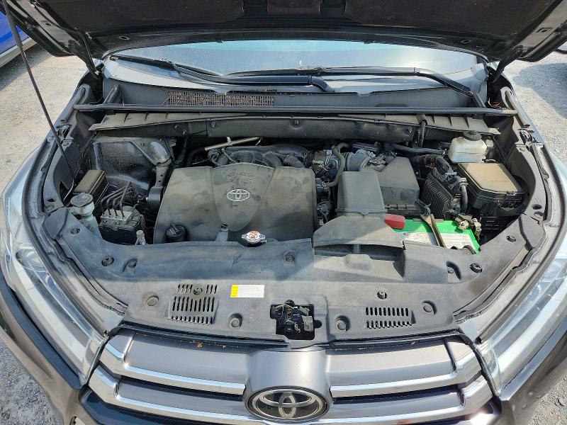 Aukcja sprzedaży 2019 Toyota Highlander, vin: 5TDDZRFH8KS727511, numer aukcji: 61200226