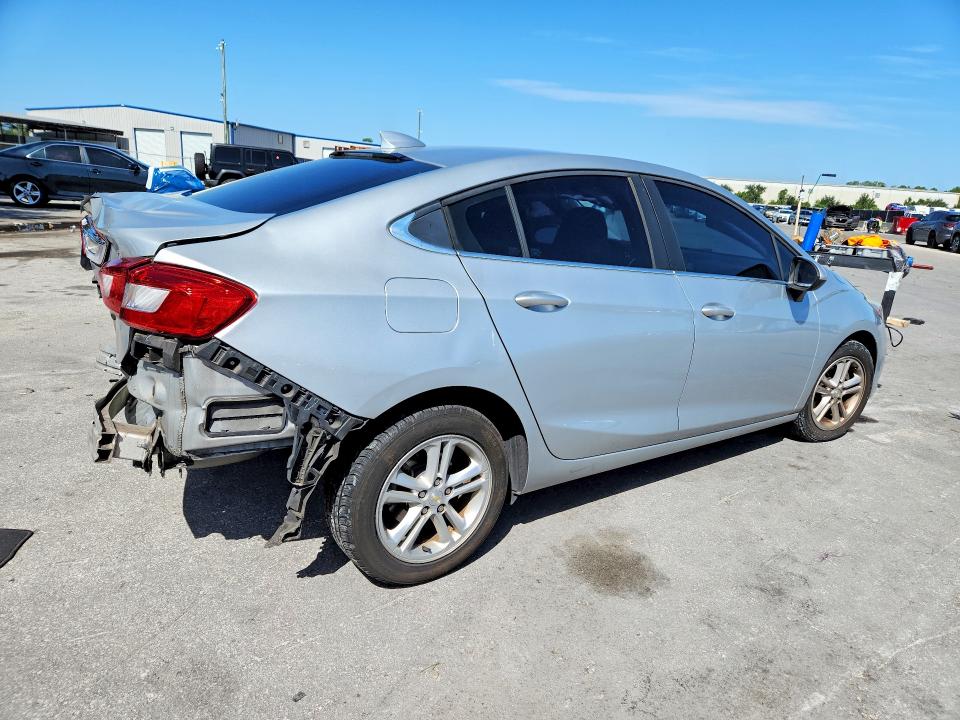 Продаж на аукціоні авто 2018 Chevrolet Cruze, vin: 1G1BE5SM1J7190707, номер лоту: 60915036