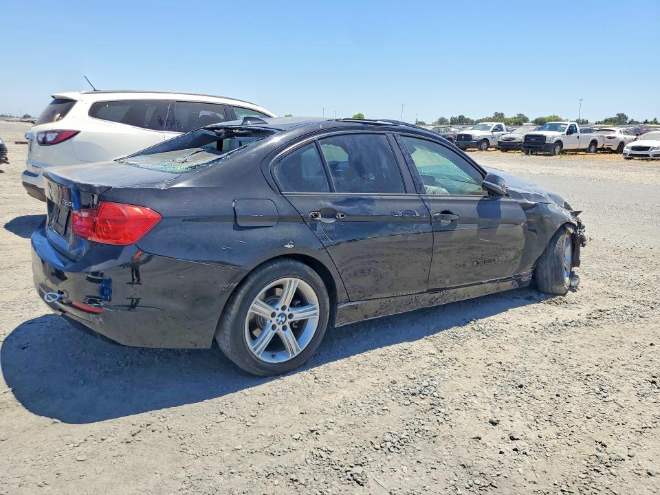 2015 Bmw 320 მანქანა იყიდება აუქციონზე, vin: WBA3B1C5XFK137610, აუქციონის ნომერი: 60414196