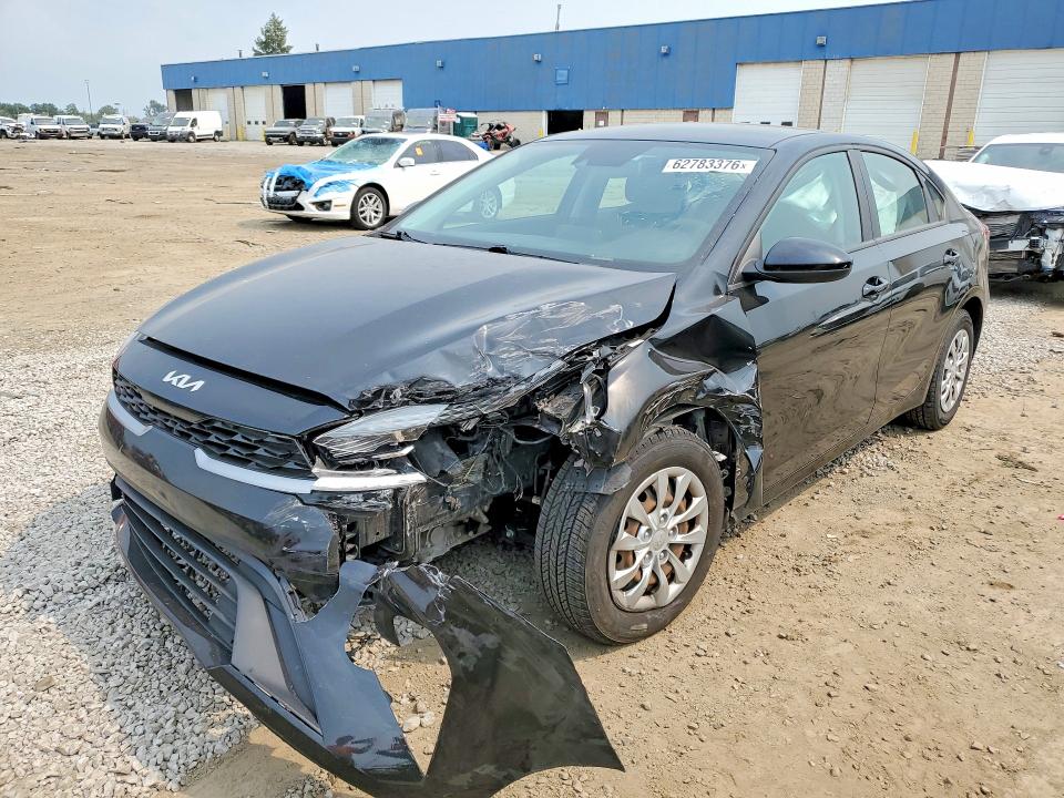 62783376 :رقم المزاد ، 3KPF24ADXNE431117 vin ، 2022 Kia Forte مزاد بيع