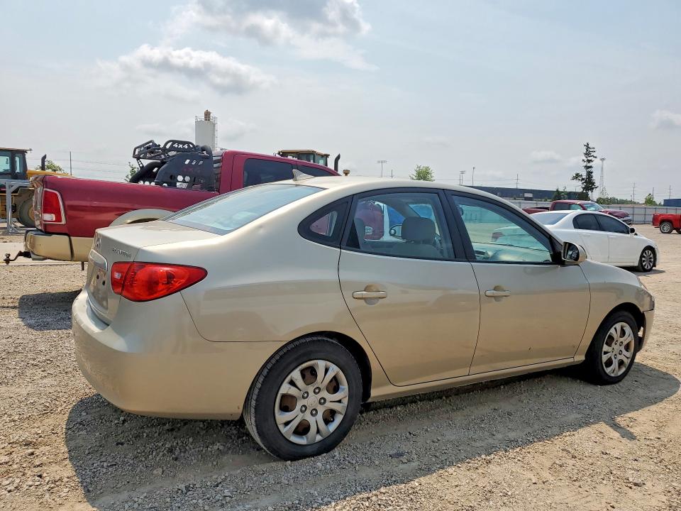 62067766 :رقم المزاد ، KMHDU4AD8AU839544 vin ، 2010 Hyundai Elantra مزاد بيع