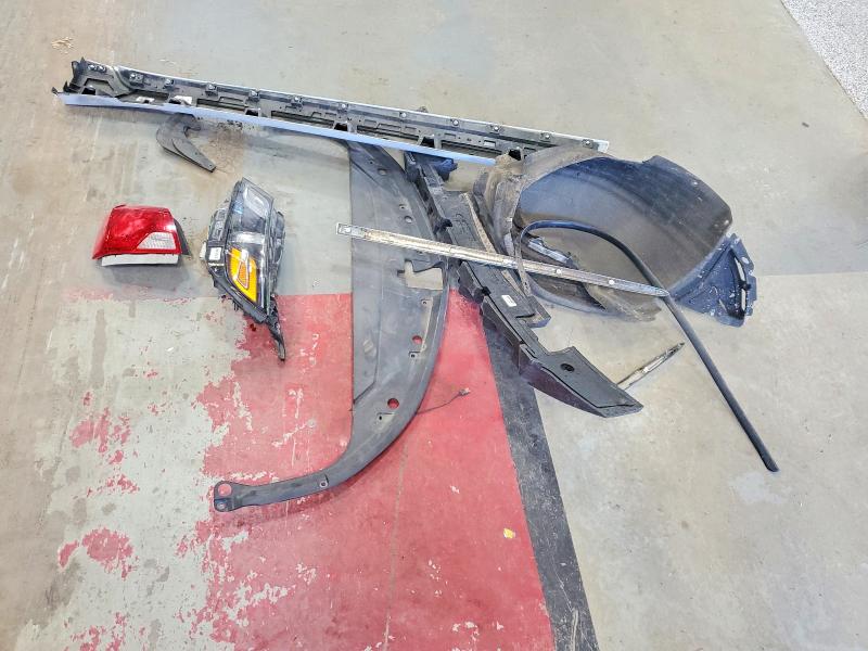 59720596 :رقم المزاد ، 2G1125S38J9163241 vin ، 2018 Chevrolet Impala مزاد بيع