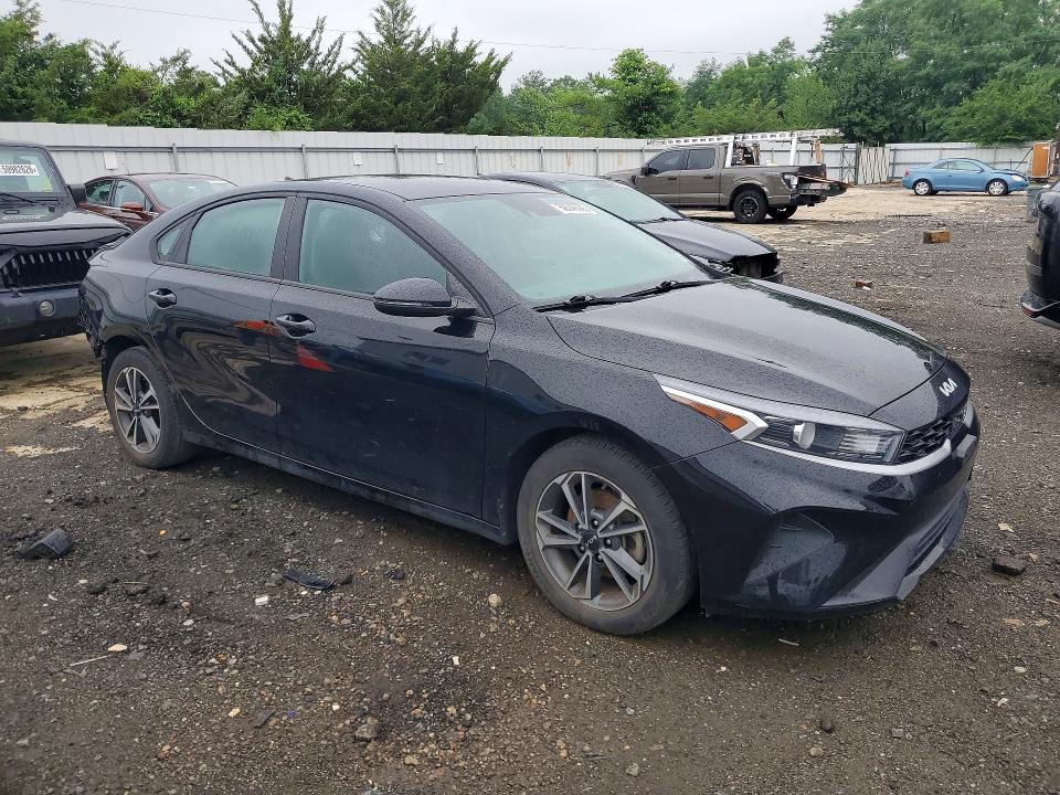 2023 Kia Forte მანქანა იყიდება აუქციონზე, vin: 3KPF24AD8PE614499, აუქციონის ნომერი: 59346086