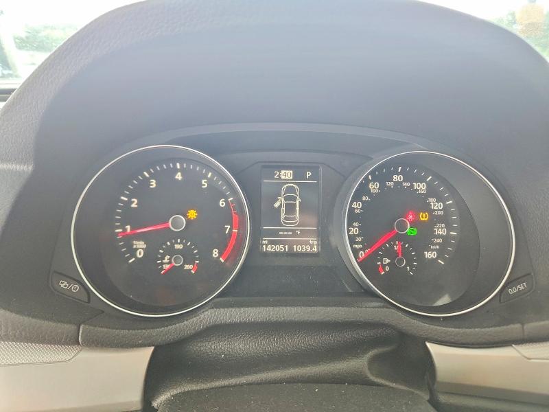 62651856 :رقم المزاد ، 1VWAT7A38HC072701 vin ، 2017 Volkswagen Passat مزاد بيع