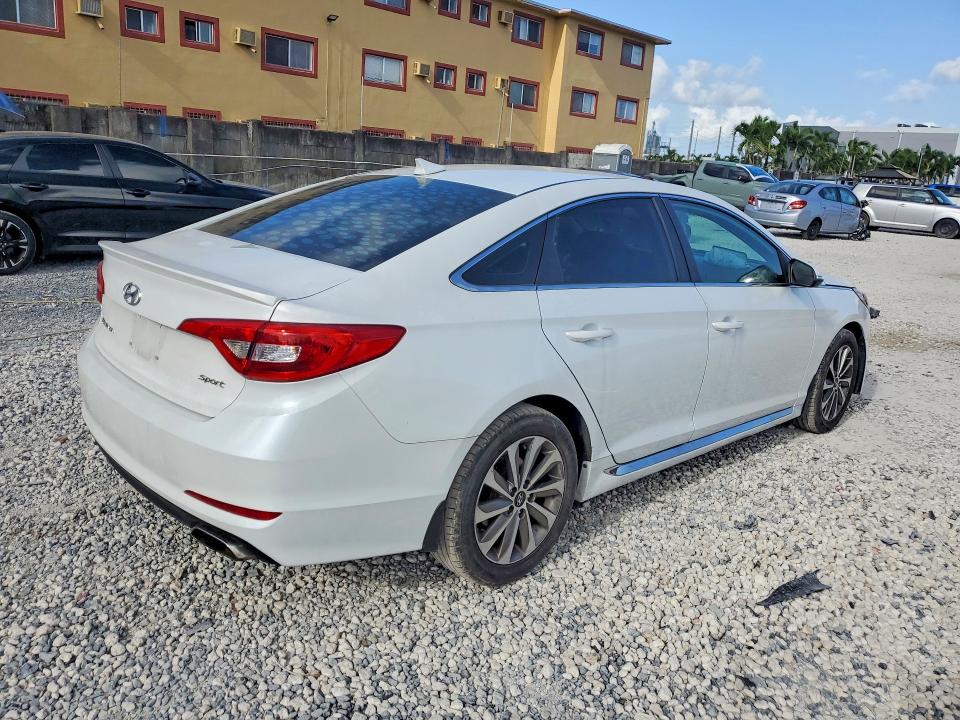 64506156 :رقم المزاد ، 5NPE34AF6FH062828 vin ، 2015 Hyundai Sonata مزاد بيع