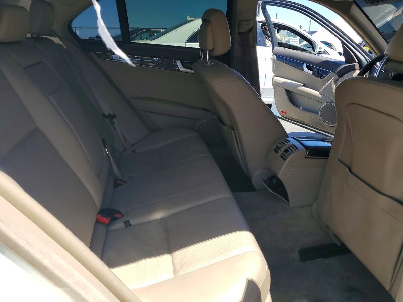 Продажа на аукционе авто 2012 Mercedes-benz C, vin: WDDGF8BB0CF920180, номер лота: 59904286