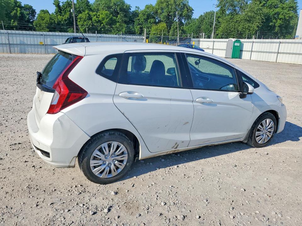 59826336 :رقم المزاد ، 3HGGK5H45LM714870 vin ، 2020 Honda Fit مزاد بيع