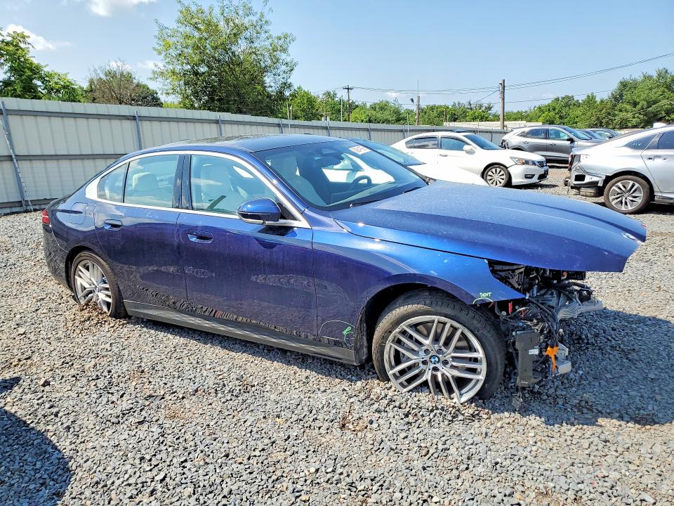 62941866 :رقم المزاد ، WBA63FJ09RCS07269 vin ، 2024 Bmw 540 مزاد بيع