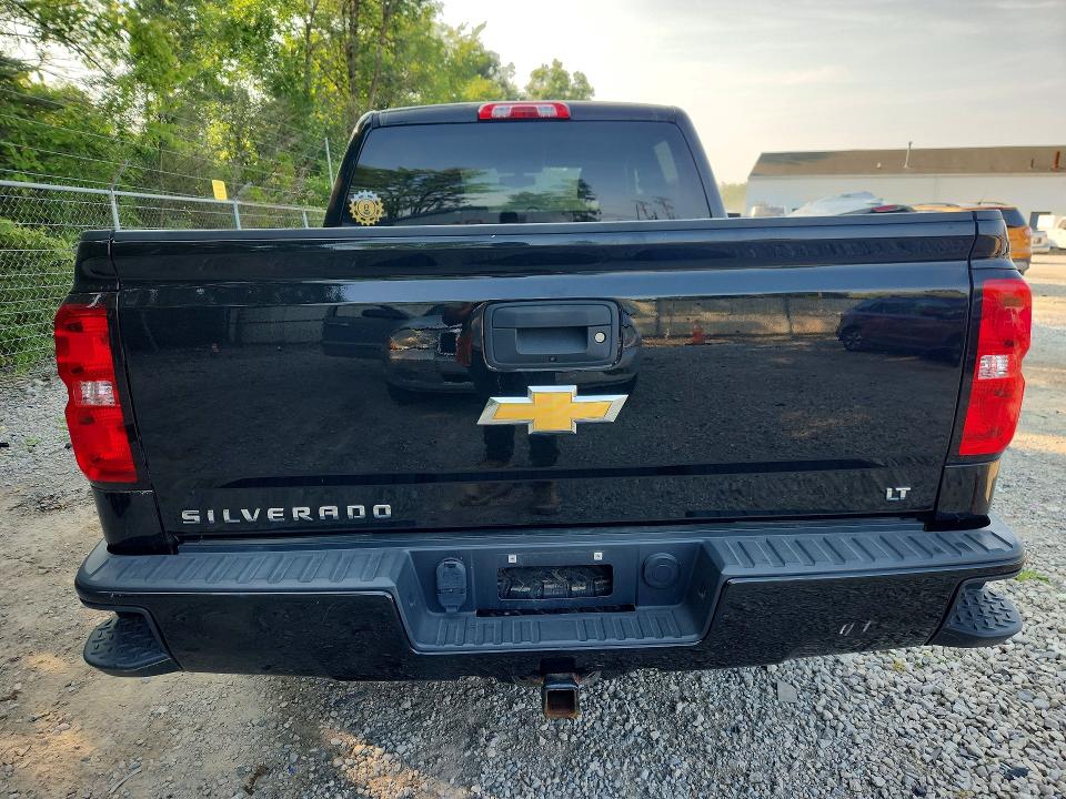 Продажа на аукционе авто 2018 Chevrolet Silverado, vin: 3GCUKREC0JG300816, номер лота: 60916126
