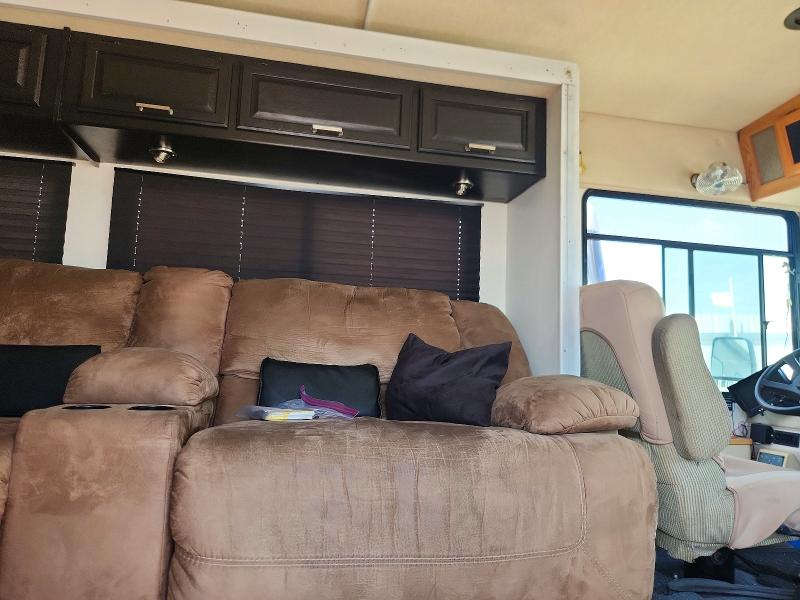 Продаж на аукціоні авто 2004 Winnebago Sightseer, vin: 5B4LP57G143383739, номер лоту: 62220126