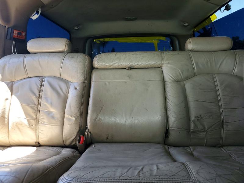 Продаж на аукціоні авто 2001 Chevrolet Suburban, vin: 1GNFK16T51J217087, номер лоту: 61518796