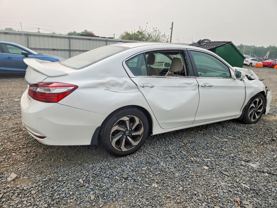 Продаж на аукціоні авто 2016 Honda Accord, vin: 1HGCR3F82GA005241, номер лоту: 61144986