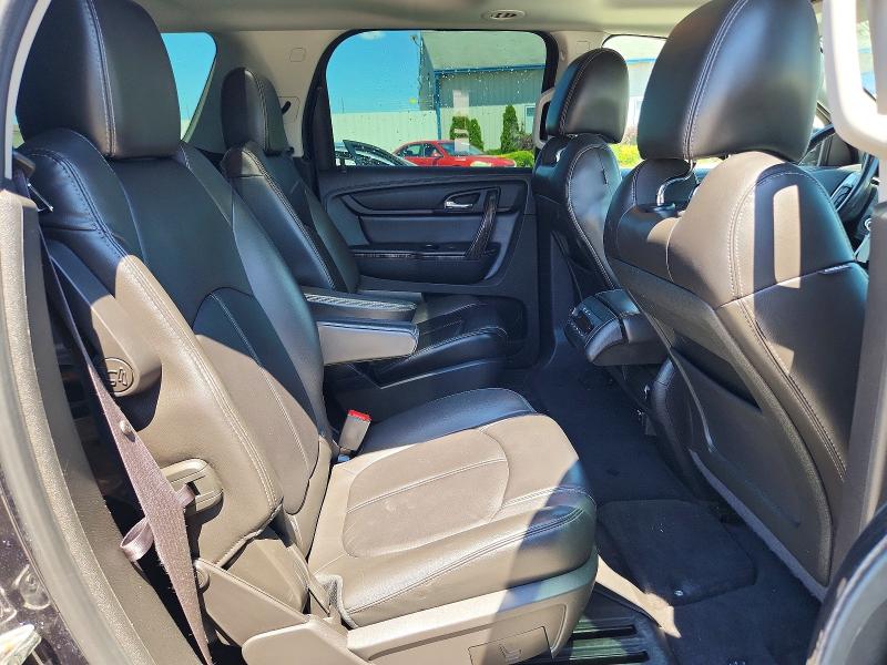 61042686 :رقم المزاد ، 1GKKRRKD2FJ181967 vin ، 2015 Gmc Acadia مزاد بيع