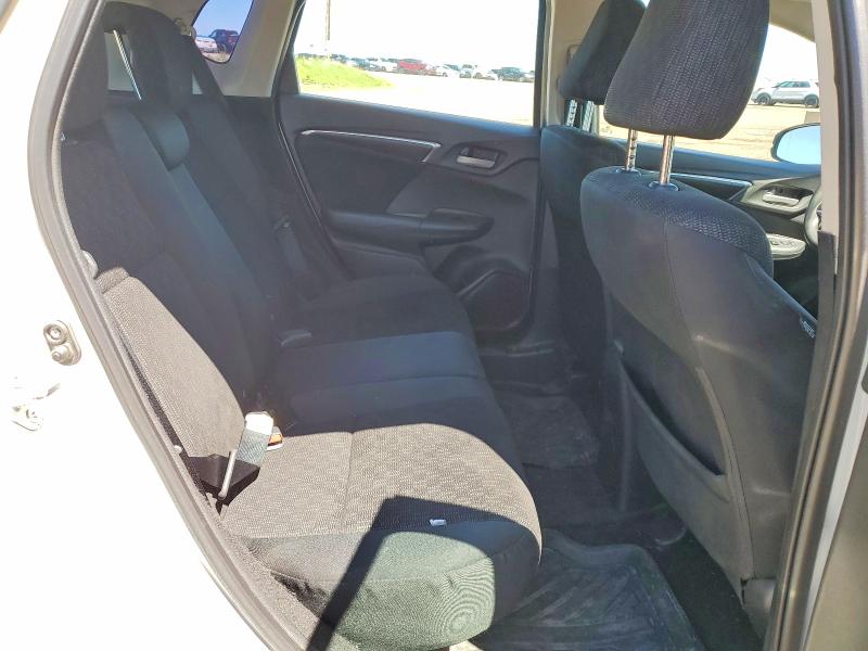 Продажа на аукционе авто 2015 Honda Fit, vin: 3HGGK5H57FM107186, номер лота: 60118156