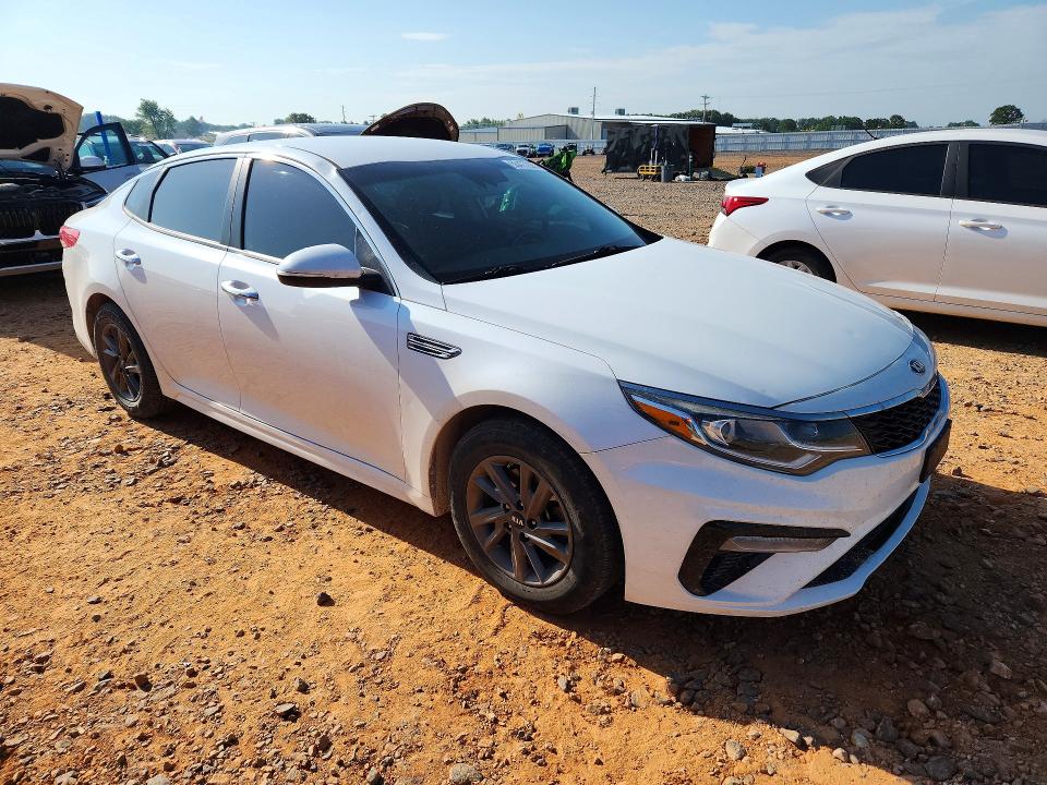 2020 Kia Optima მანქანა იყიდება აუქციონზე, vin: 5XXGT4L34LG410449, აუქციონის ნომერი: 55477206