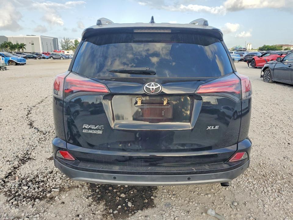 2018 Toyota Rav4 მანქანა იყიდება აუქციონზე, vin: 2T3WFREV7JW517682, აუქციონის ნომერი: 61917206