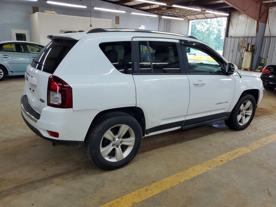 62600706 :رقم المزاد ، 1C4NJDEB4FD245017 vin ، 2015 Jeep Compass مزاد بيع