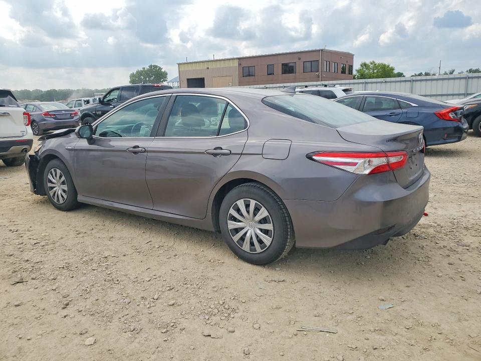 61167896 :رقم المزاد ، 4T1L31AK3LU523970 vin ، 2020 Toyota Camry مزاد بيع