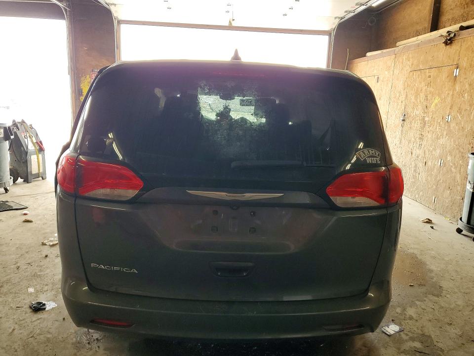 61237946 :رقم المزاد ، 2C4RC1DGXHR835990 vin ، 2017 Chrysler Pacifica مزاد بيع