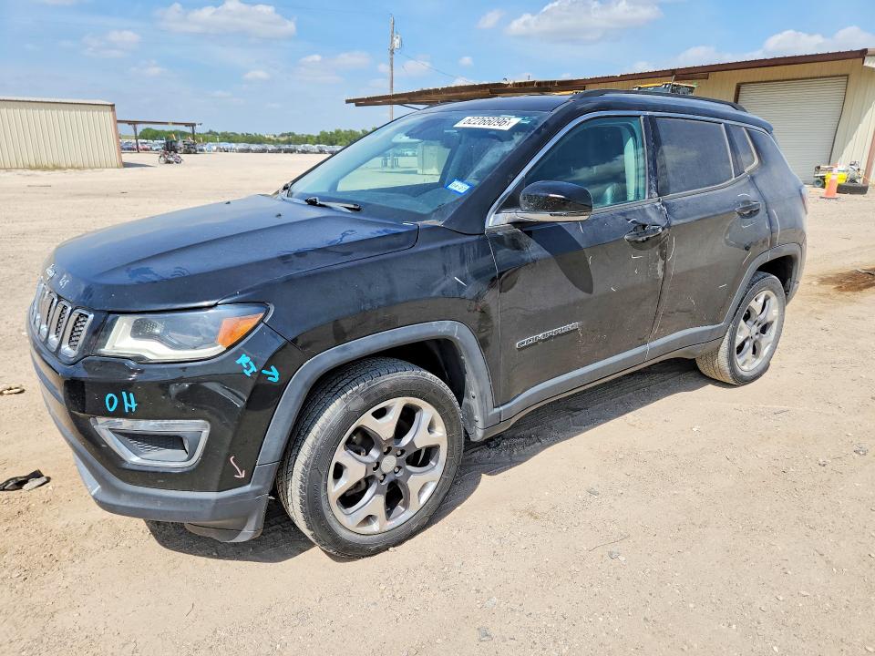 62266096 :رقم المزاد ، 3C4NJDCBXJT332510 vin ، 2018 Jeep Compass مزاد بيع