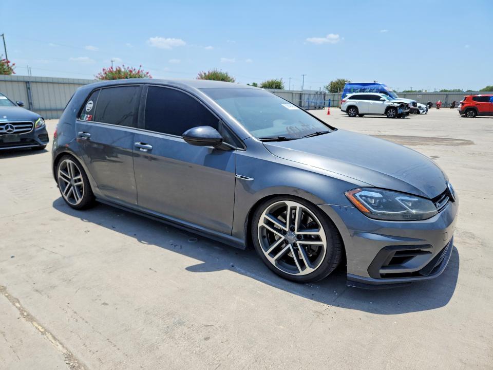 60640486 :رقم المزاد ، WVWVF7AU7JW286717 vin ، 2018 Volkswagen Golf R مزاد بيع