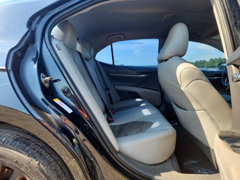 Продаж на аукціоні авто 2018 Toyota Camry, vin: 4T1B11HK5JU115670, номер лоту: 59695966