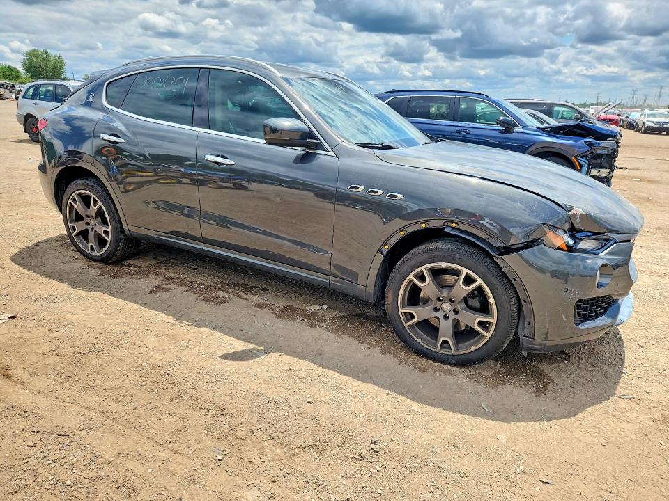 Продажа на аукционе авто 2017 Maserati Levante, vin: ZN661XUL4HX210560, номер лота: 61558356