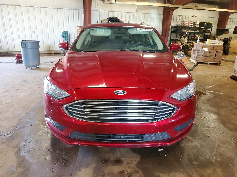 60224376 :رقم المزاد ، 3FA6P0H76HR186409 vin ، 2017 Ford Fusion مزاد بيع