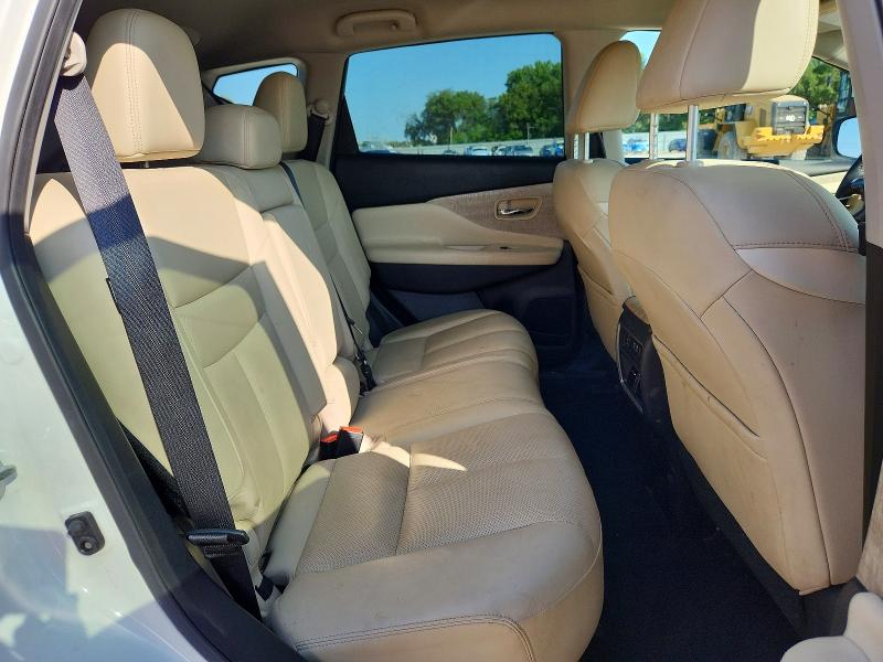 61883346 :رقم المزاد ، 5N1AZ2CS4NC114765 vin ، 2022 Nissan Murano مزاد بيع