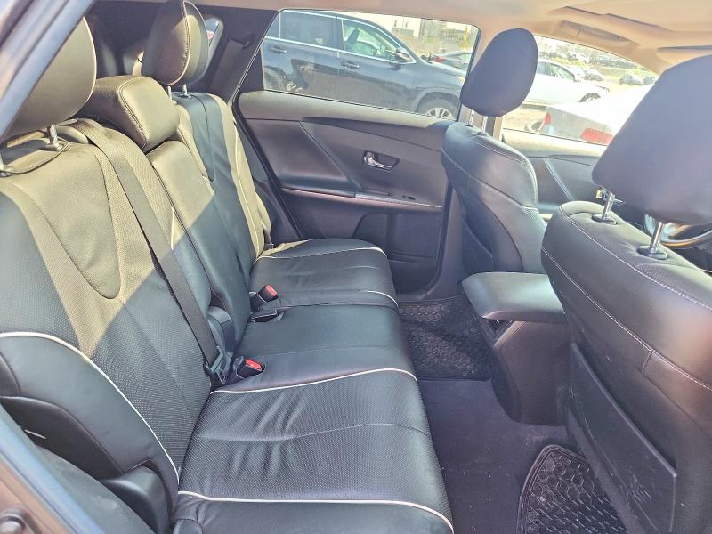 59361626 :رقم المزاد ، 4T3BA3BB5FU065419 vin ، 2015 Toyota Venza مزاد بيع