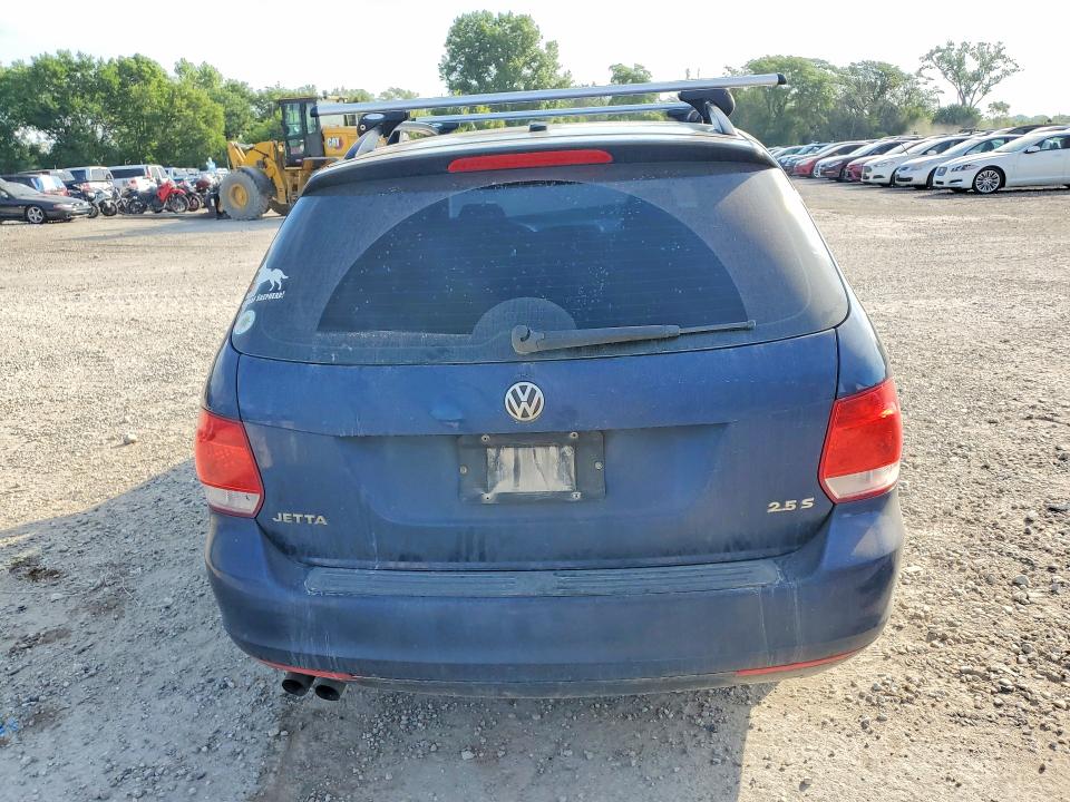 2013 Volkswagen Jetta მანქანა იყიდება აუქციონზე, vin: 3VWPP7AJ5DM650114, აუქციონის ნომერი: 60240116