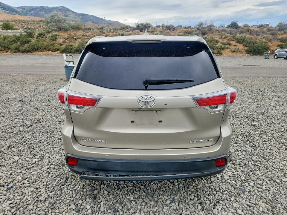 60618796 :رقم المزاد ، 5TDDKRFH8GS339321 vin ، 2016 Toyota Highlander مزاد بيع