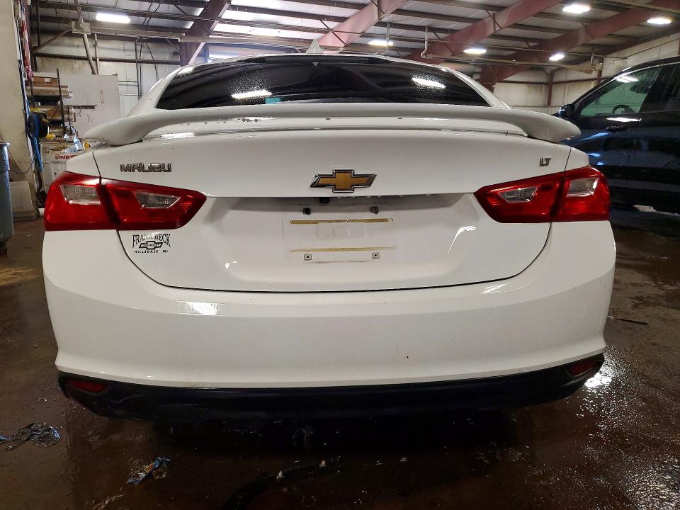 Продажа на аукционе авто 2018 Chevrolet Malibu, vin: 1G1ZD5ST7JF144247, номер лота: 62258806